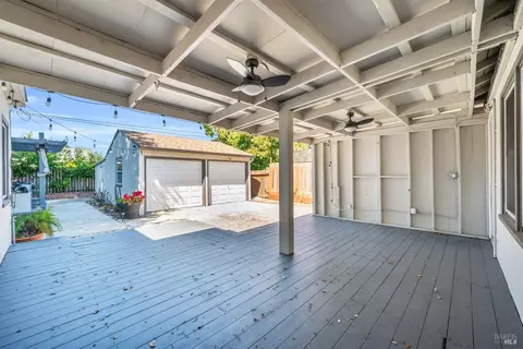 Exterior - 1444 Ohio St, Vallejo, CA 94590 photo 4 of 9