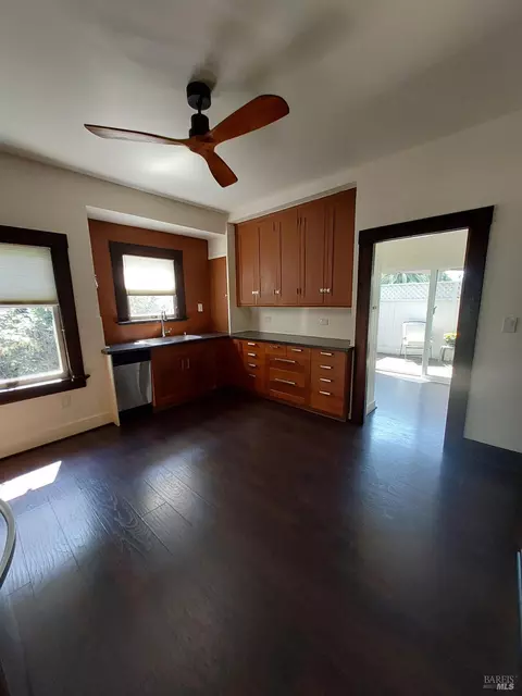Kitchen - 1011 Georgia St, Vallejo, CA 94590 photo 8 of 9