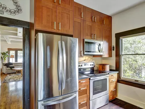 Kitchen - 1011 Georgia St, Vallejo, CA 94590 photo 1 of 9