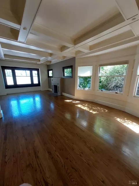 Living - 1011 Georgia St, Vallejo, CA 94590 photo 7 of 7