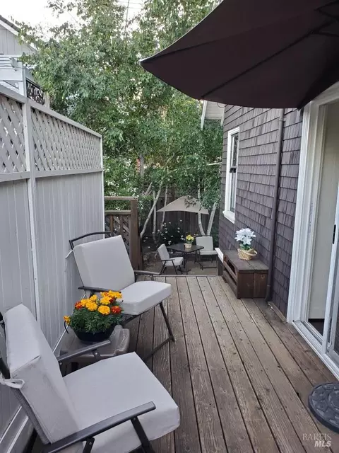 Exterior - 1011 Georgia St, Vallejo, CA 94590 photo 20 of 37