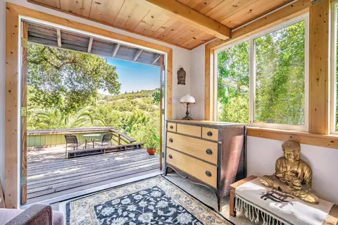 1561 S Fitch Mountain Rd, Healdsburg, CA 95448