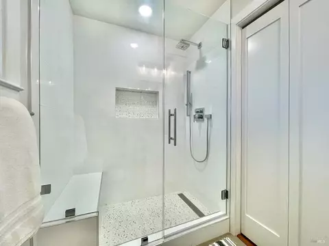 Bath - 39 Midway Ave, Mill Valley, CA 94941 photo 5 of 5