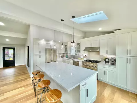 Kitchen - 39 Midway Ave, Mill Valley, CA 94941 photo 3 of 8