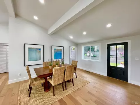 Dining - 39 Midway Ave, Mill Valley, CA 94941 photo 5 of 6