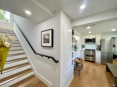 Entry Way - 39 Midway Ave, Mill Valley, CA 94941 photo 2 of 3