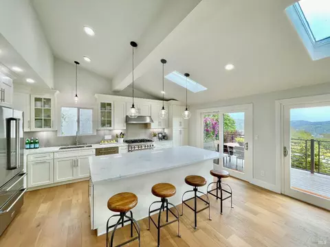 Kitchen - 39 Midway Ave, Mill Valley, CA 94941 photo 1 of 8