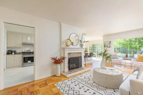22 Echo Ave, Corte Madera, CA 94925 photo 3