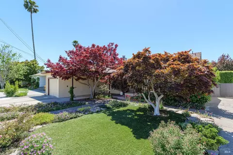 22 Echo Ave, Corte Madera, CA 94925 photo 2