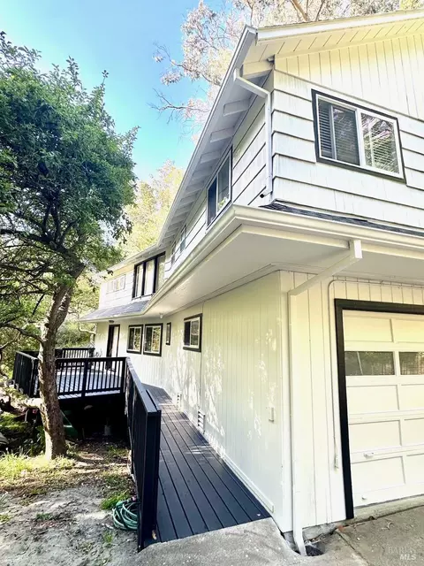 704 Cabin Dr, Mill Valley, CA 94941 photo 4