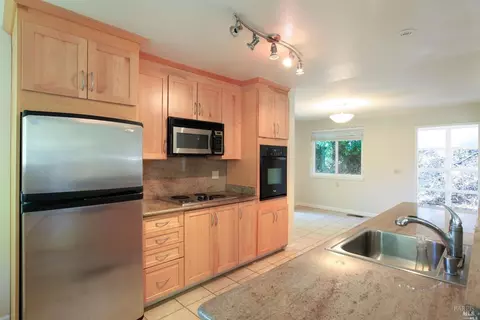 704 Cabin Dr, Mill Valley, CA 94941 photo 11