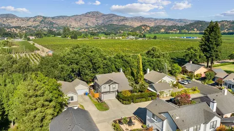 4 Forrester Ln, Yountville, CA 94599