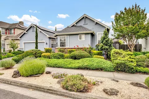 4736 Winding Creek Ave, Santa Rosa, CA 95409