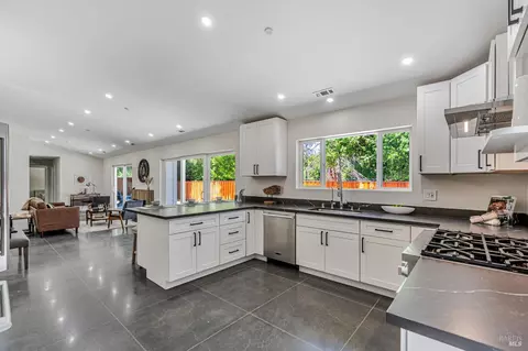 140 Lobo Vis, Novato, CA 94947