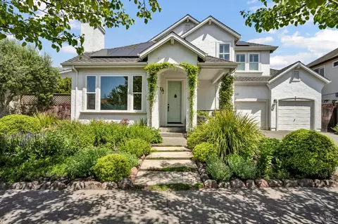 4748 Prospect Ave, Santa Rosa, CA 95409