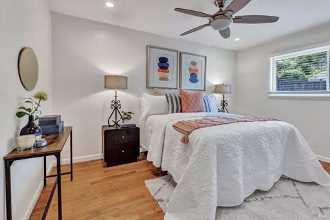 Bedroom - 168 Bergwall Way, Vallejo, CA 94591 photo 5 of 8
