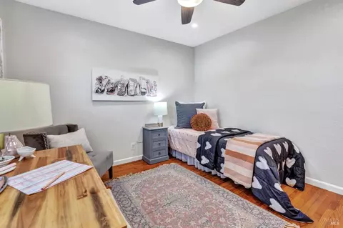 Bedroom - 168 Bergwall Way, Vallejo, CA 94591 photo 3 of 8