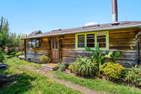 435 Locust Rd, Bolinas, CA 94924