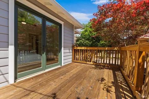 Exterior - 107 1st St, Healdsburg, CA 95448 photo 4 of 16