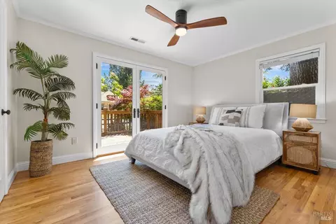 Bedroom - 107 1st St, Healdsburg, CA 95448 photo 1 of 12