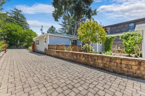 Exterior - 107 1st St, Healdsburg, CA 95448 photo 13 of 16