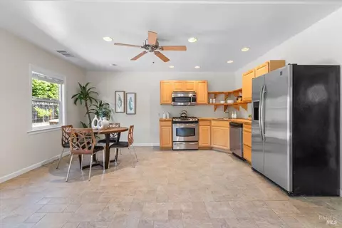 Kitchen - 107 1st St, Healdsburg, CA 95448 photo 7 of 9