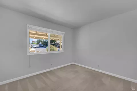 Bedroom - 596 Silver Dr, Vacaville, CA 95687 photo 3 of 10