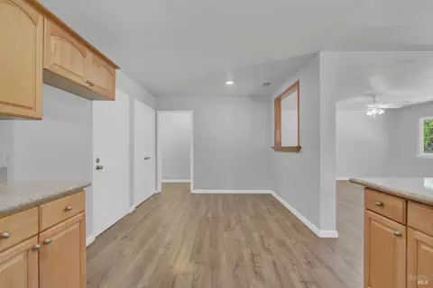 Entry Way - 596 Silver Dr, Vacaville, CA 95687 photo 2 of 2