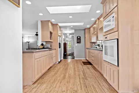 Kitchen - 1019 Westside Rd, Healdsburg, CA 95448 photo 3 of 6