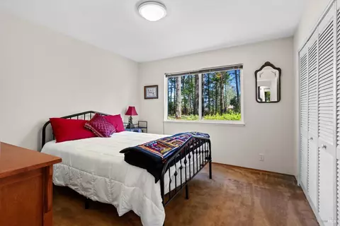 Bedroom - 1019 Westside Rd, Healdsburg, CA 95448 photo 5 of 5