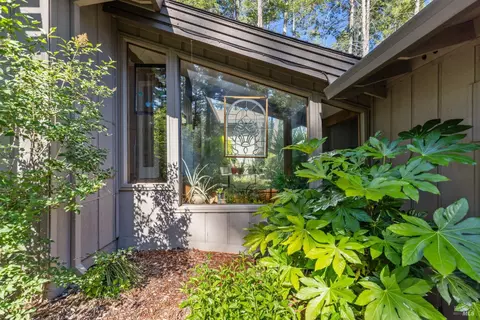 Exterior - 1019 Westside Rd, Healdsburg, CA 95448 photo 4 of 29