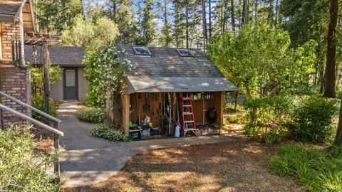 Exterior - 1019 Westside Rd, Healdsburg, CA 95448 photo 6 of 29