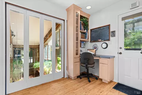 Entry Way - 1019 Westside Rd, Healdsburg, CA 95448 photo 3 of 5