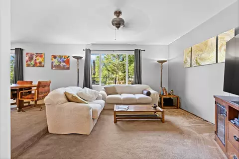 Living - 1019 Westside Rd, Healdsburg, CA 95448 photo 3 of 5