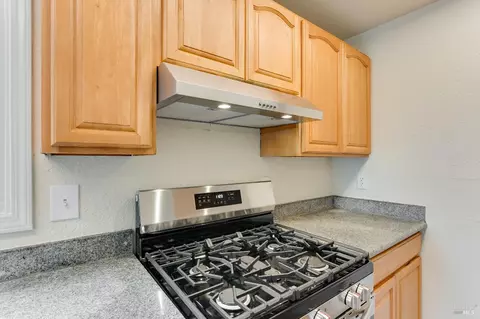 Kitchen - 213 Sperry Ave, Vallejo, CA 94590 photo 3 of 3