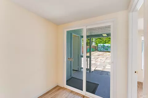Entry Way - 213 Sperry Ave, Vallejo, CA 94590 photo 1 of 1