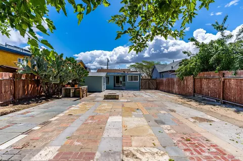 Exterior - 213 Sperry Ave, Vallejo, CA 94590 photo 12 of 26