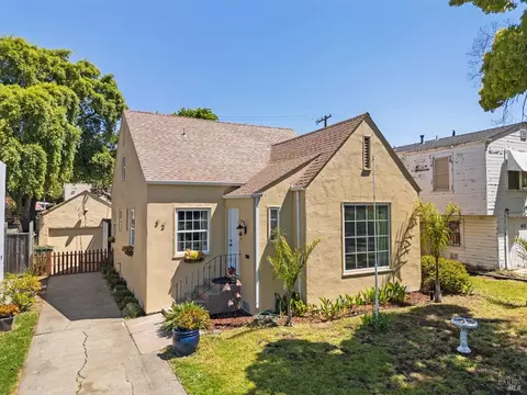 32 Muller St, Vallejo, CA 94590
