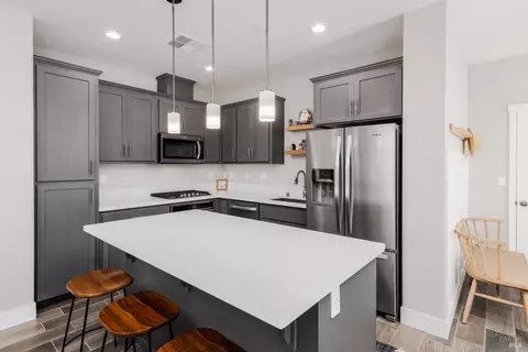 Kitchen - 1455 Acorn Way, Windsor, CA 95492 photo 1 of 2