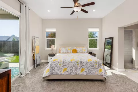 Bedroom - 1455 Acorn Way, Windsor, CA 95492 photo 1 of 4