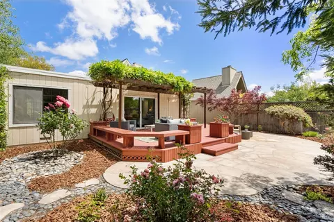 20912 Via Colombard, Sonoma, CA 95476