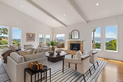 91 Round Hill Rd, Tiburon, CA 94920