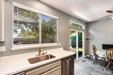 9227 Berwyn Way, Windsor, CA 95492 photo 20