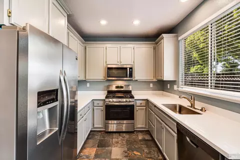 9227 Berwyn Way, Windsor, CA 95492 photo 17