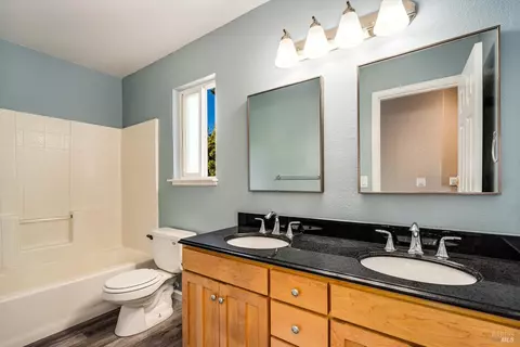 9227 Berwyn Way, Windsor, CA 95492 photo 21