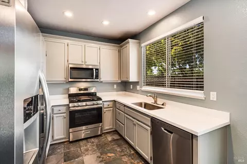 9227 Berwyn Way, Windsor, CA 95492 photo 19