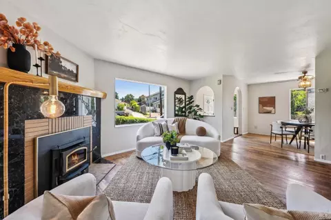 44 Plaza Dr, Mill Valley, CA 94941