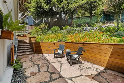 Exterior - 308 Sheffield Ave, Mill Valley, CA 94941 photo 6 of 10