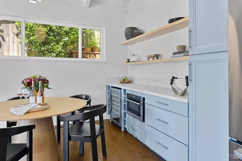 Dining - 308 Sheffield Ave, Mill Valley, CA 94941 photo 2 of 3