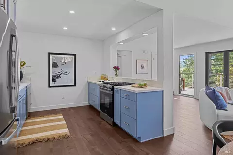 Kitchen - 308 Sheffield Ave, Mill Valley, CA 94941 photo 2 of 5